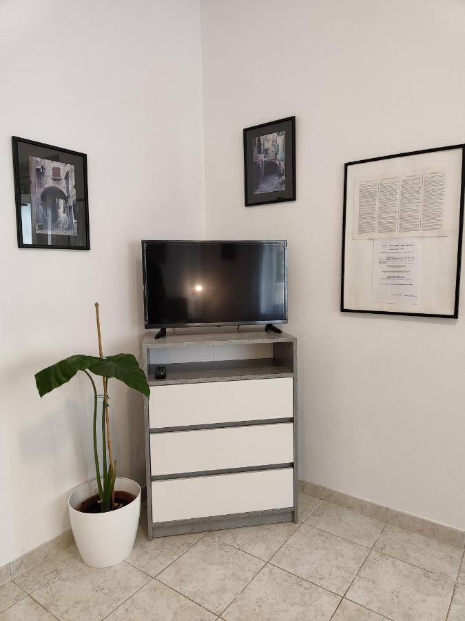 Nice Apartment Montepozzo With Private Garden Rovinj Exterior foto